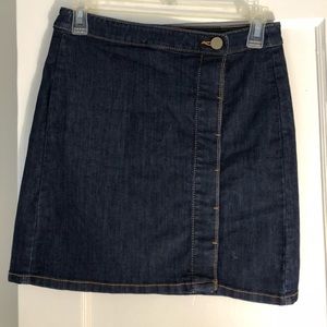 Denim skirt